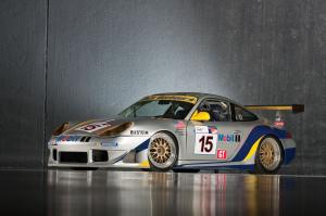 Porsche 911 GT3 R 2000 года